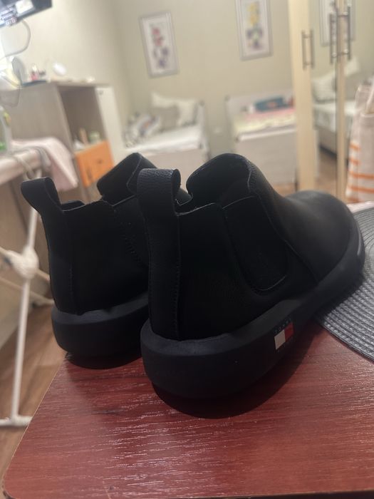 Продам ботинки мужские