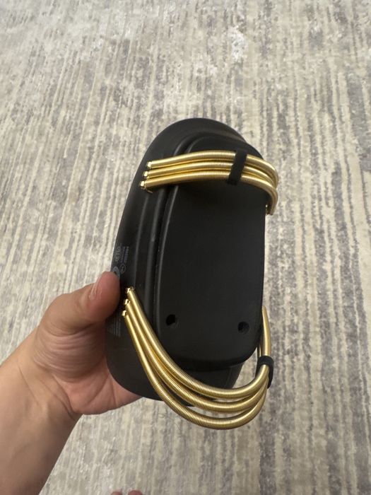 Продам вибромассажер babylissPRO