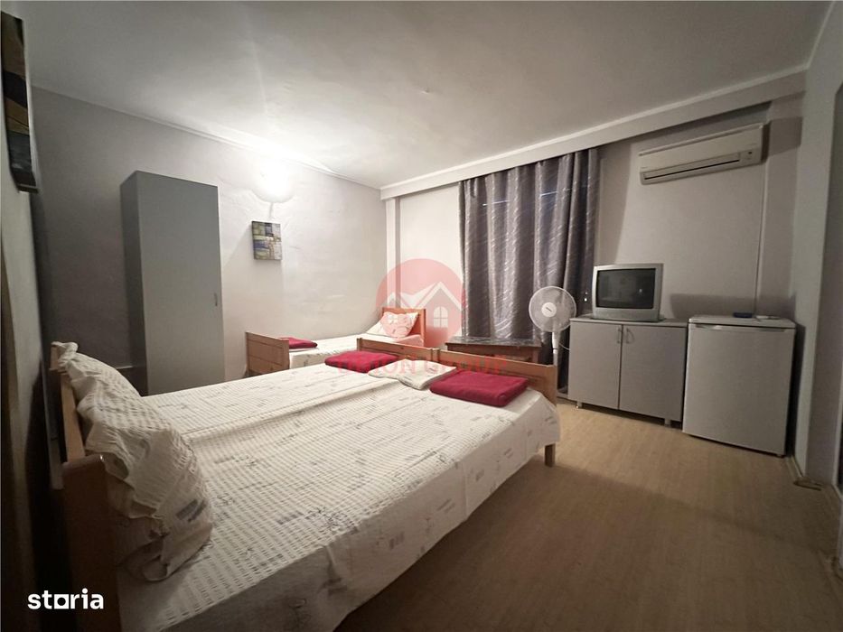 Pensiune 15 camere in a Doua Linie la Mare, zona Pescaria lui Matei