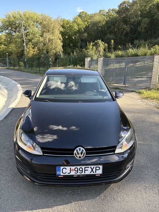 VÂND VOLKSWAGEN GOLF 7 – 2.0 TDI, 150 CP – 2014