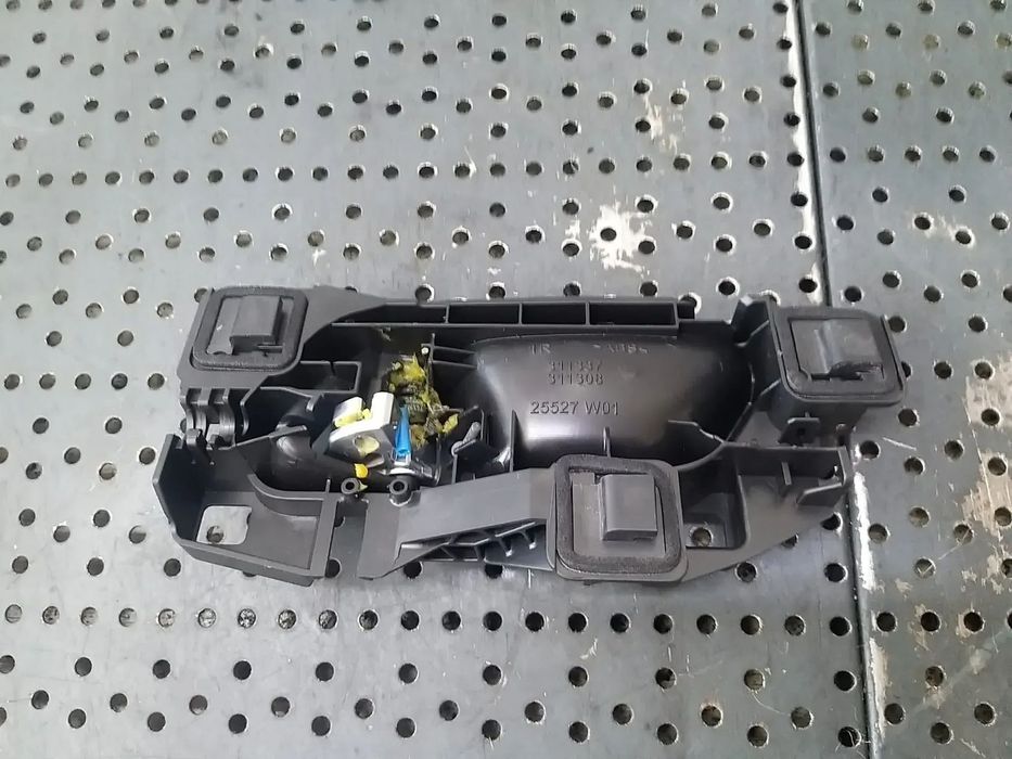 Maner interior dreapta spate peugeot 3008 2 98201552