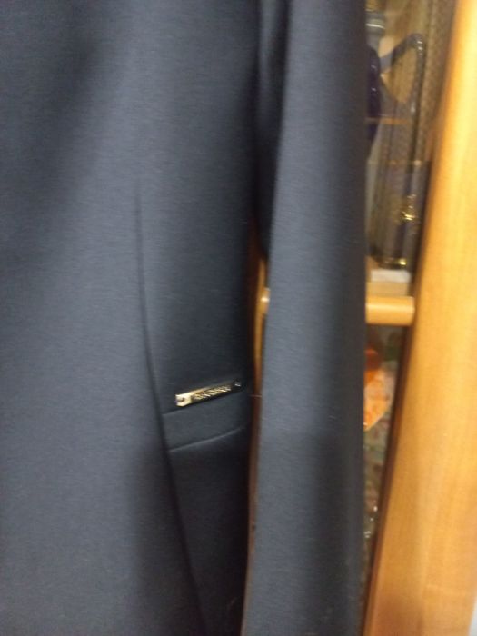 Продам пиджак  школьный