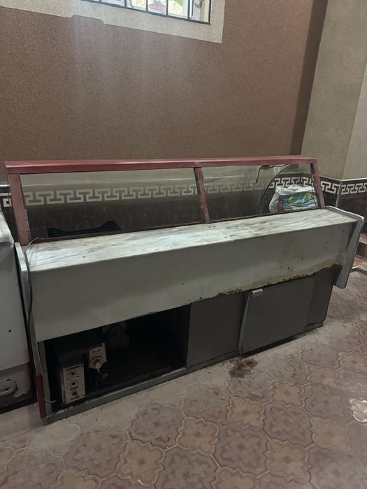 витрина холодильник