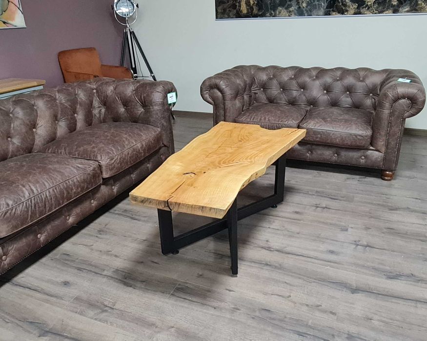 Масивна холна маса от дърво и метални крака ръчна изработка