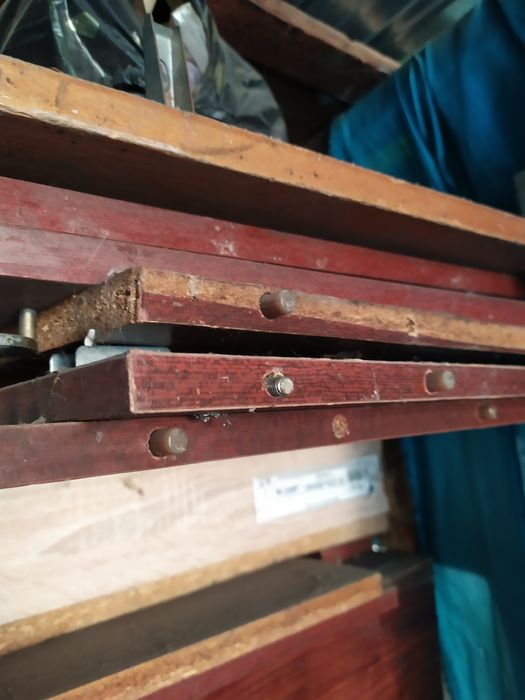 Продам детали от советской стенки.