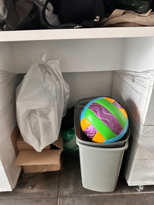 Birou alb cu sertare Dedeman