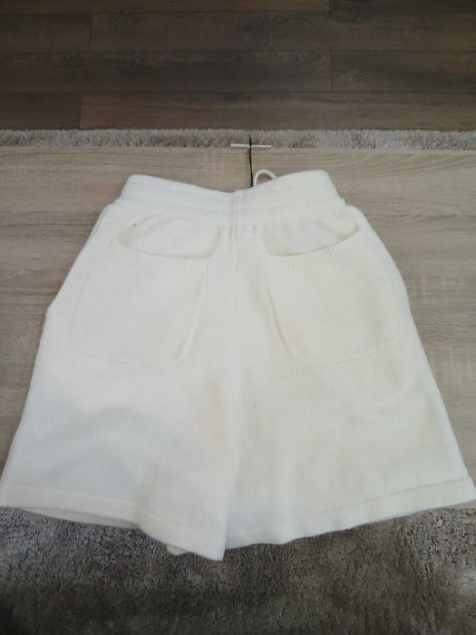 Бели Cole Buxton къси пантaлони