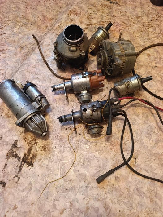 Продам .бу редуктор и стартер и  генератор на УАЗ