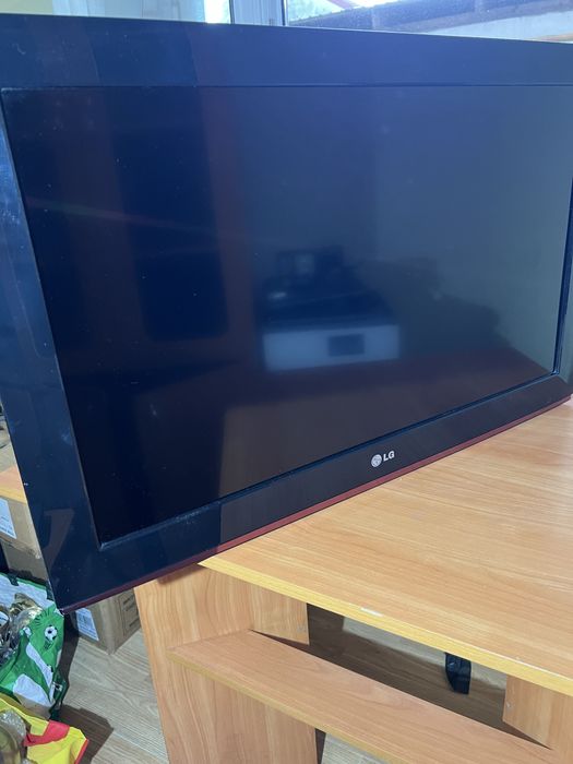 Tv LCD de 32 diagonala