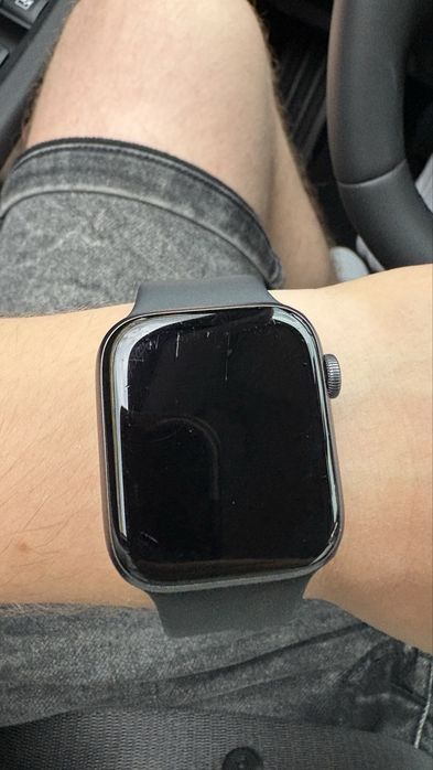 Ceas Apple Watch Series 4 Black, cu e-Sim, 99%, stare buna