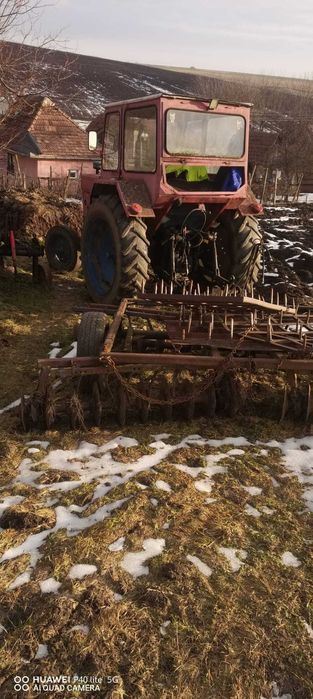 Tractor U650 cu plug si disc