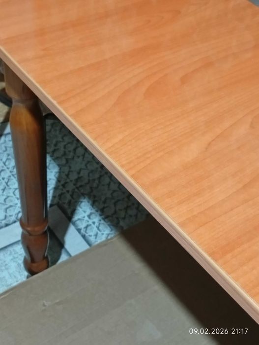 Продам стол на 6 персон