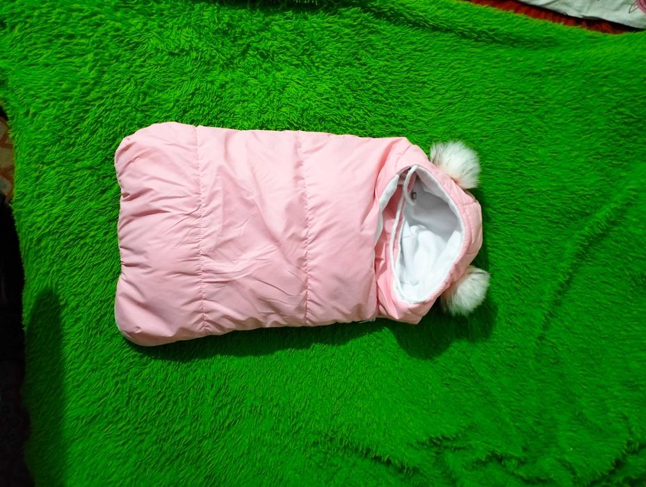 Продам утеплённый конверт для малышки