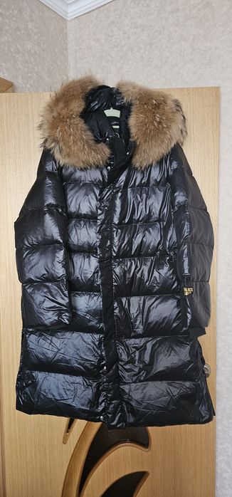 Пуховик женский зимний