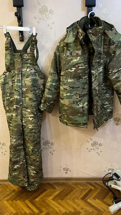 Продам бушлат (верх и низ)