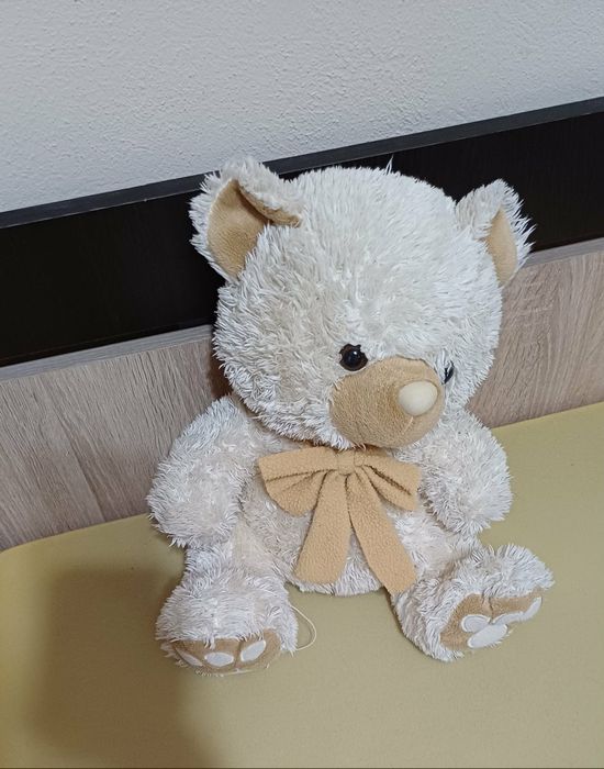 Plusuri mari si mici