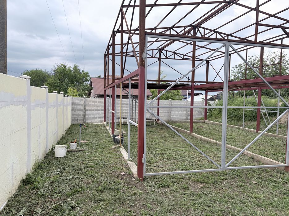 Teren intravilan - Zona case - 20 min de Bucuresti - Constructie structura metalica 750mp