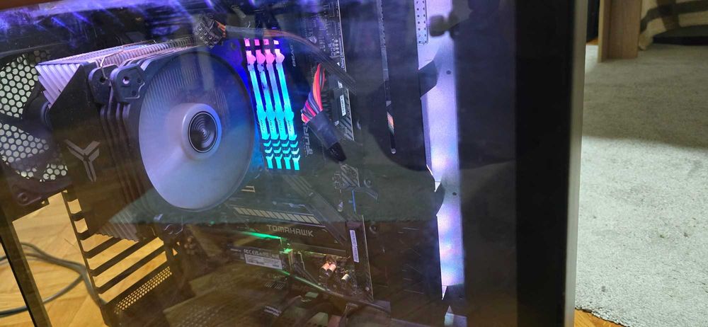 Геймърски компютър – отлично състояние Intel i5 12 ядра, 32GB Ram