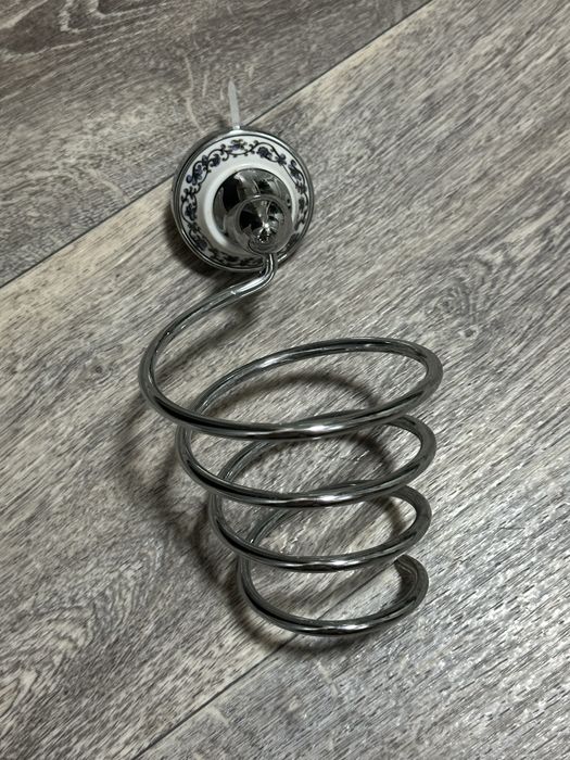 Продам держатель для фена новый