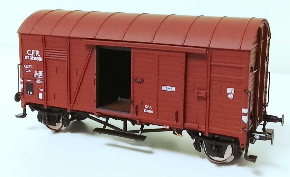 macheta Vagon CFR  GVSF uși glisante Exact Train Ep.III nou raritate