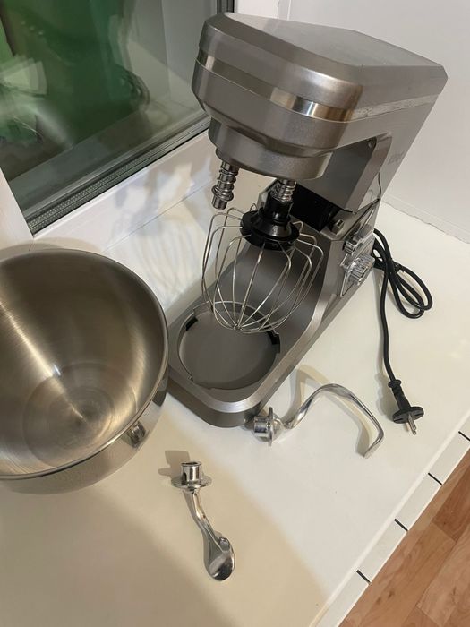 Стационарный миксер Kitfort