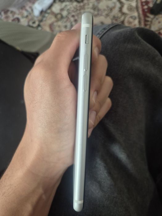 продам или обменяю айфон се2 Iphone se2