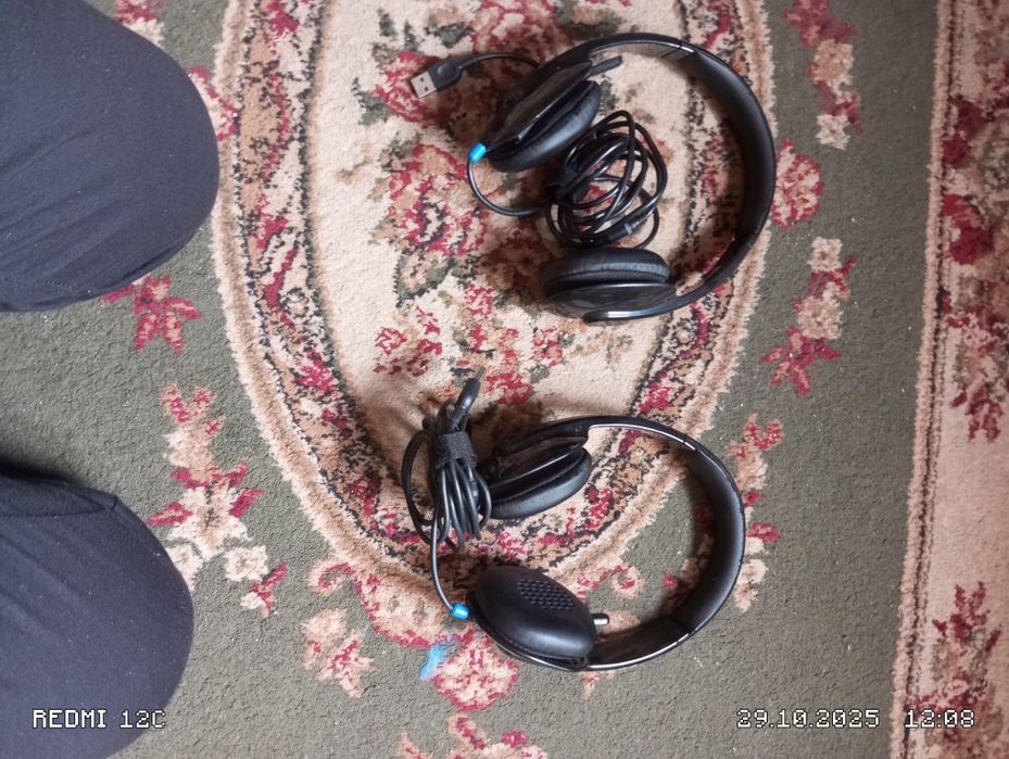 Проводные наушники