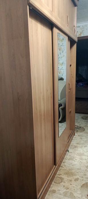 Продам шкаф купе с антресолью б/у