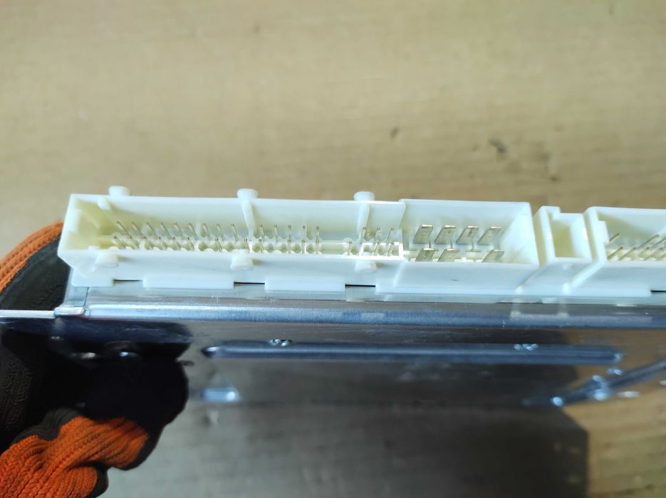 Модул Въздушно Окачване MERCEDES E CLASS W211 CLS W219 Управление