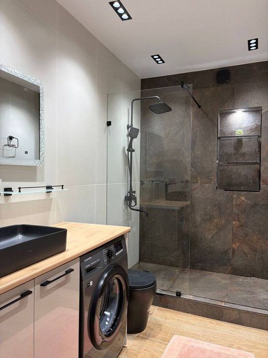 Высокопотолочка Чиланзар 1 КВ 2 комнатная квартира продаётся ,торг