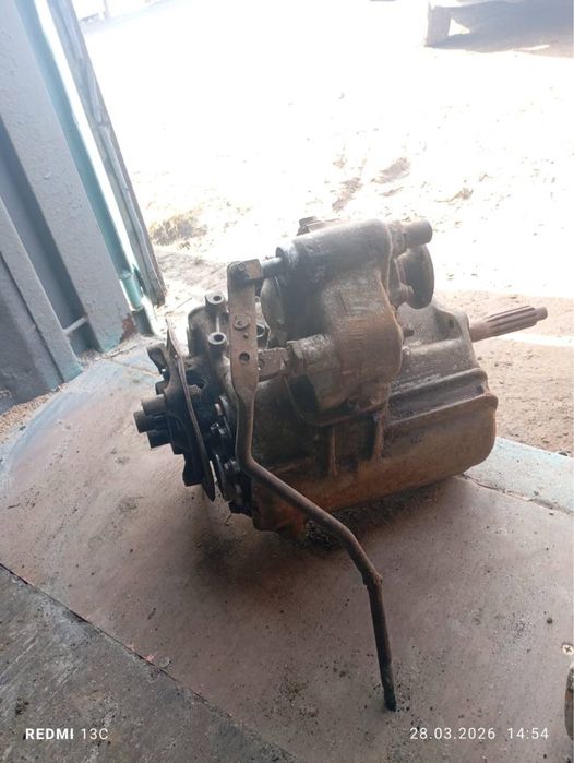 Продам коробку с раздаткой на зил