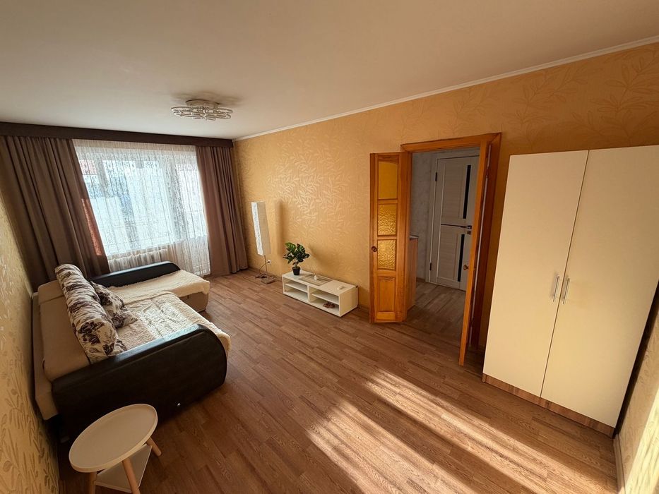 1 комнатная квартира новой планировки район Байтерека, Столовая 89