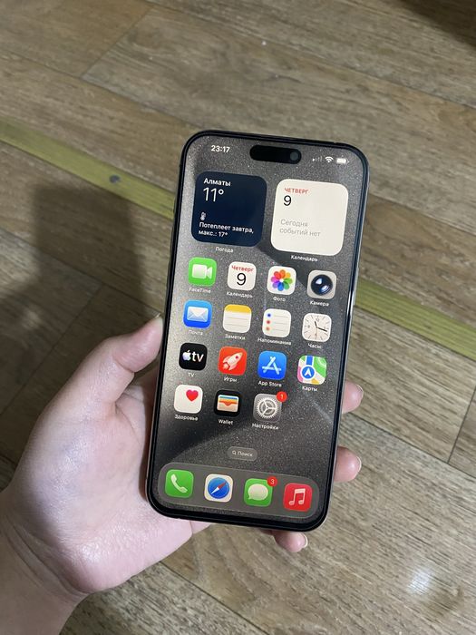 iPhone 15pro max 256гб 81%Аккумулятор