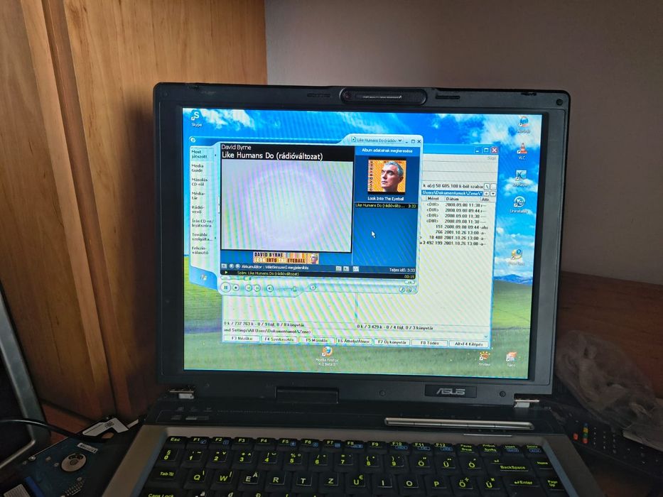Vind Asus    A6000