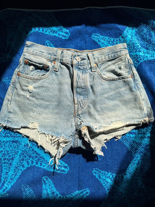 Levi's Premium 501 къси дънки ретро стил - размер 24 (XS) / Висока талия