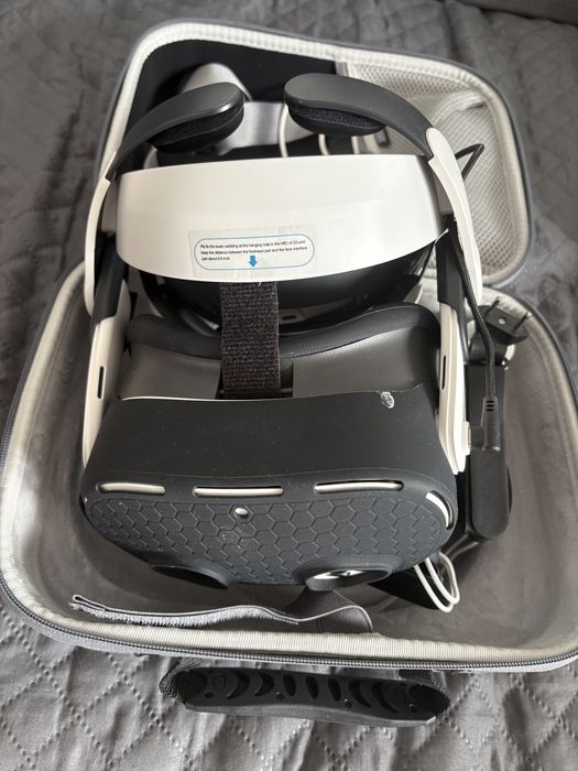 Ochelari VR Meta quest 3s