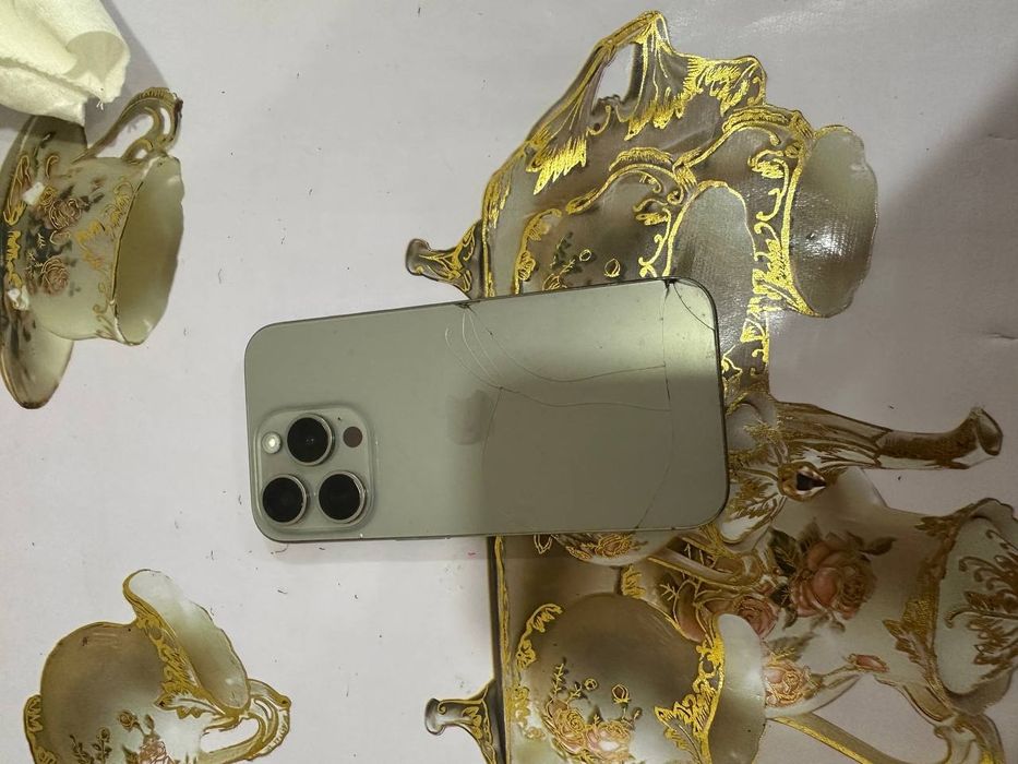 Iphone 15pro sotila di