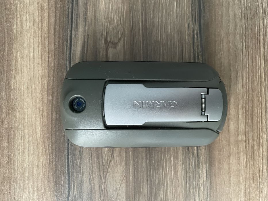 Продаю GPS-навигатор Garmin Oregon 550