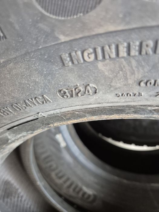 285/70R19.5 Continental