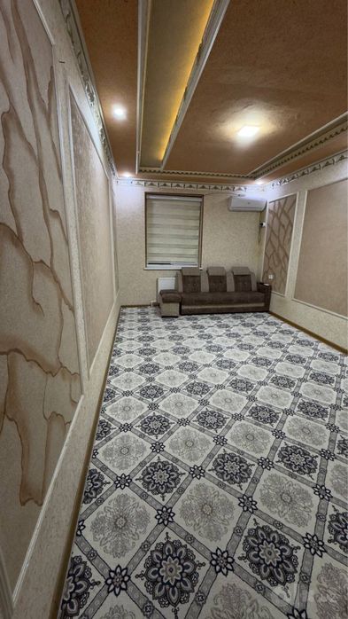 Yakkasaroy tumani Oybek metrosi yaqinida sherglikka