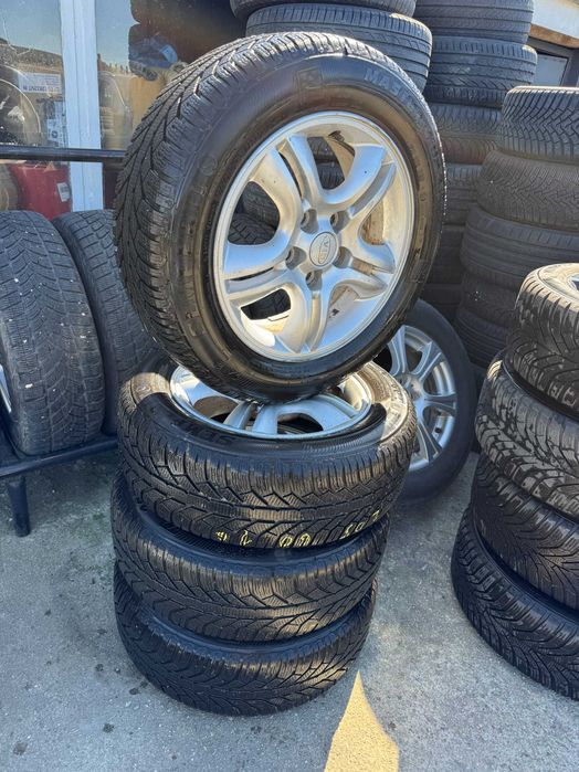 Set Jante Cu Anvelope Kia 5x114.3 Anvelope 205/60 R16 Semperit