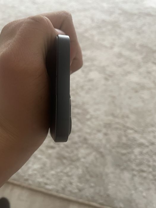 iPhone 13 заблокирован