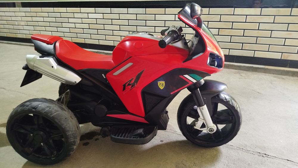 Bolalar skuteri Elektro skuter