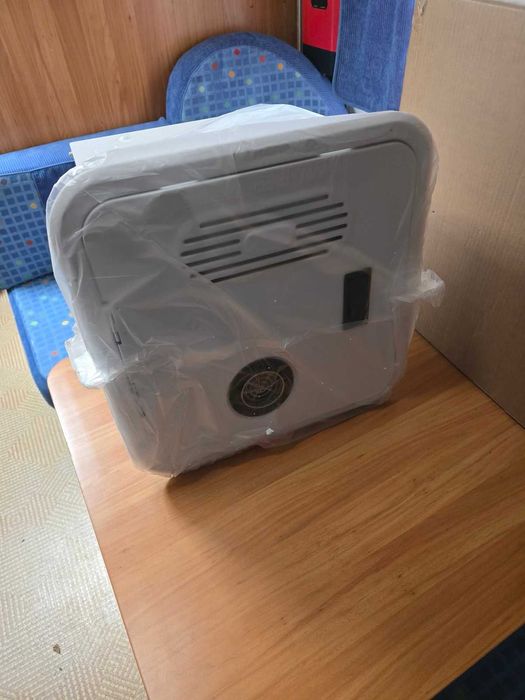 Газов бойлер за кемпер / каравана, за вграждане 10л/16W/12V