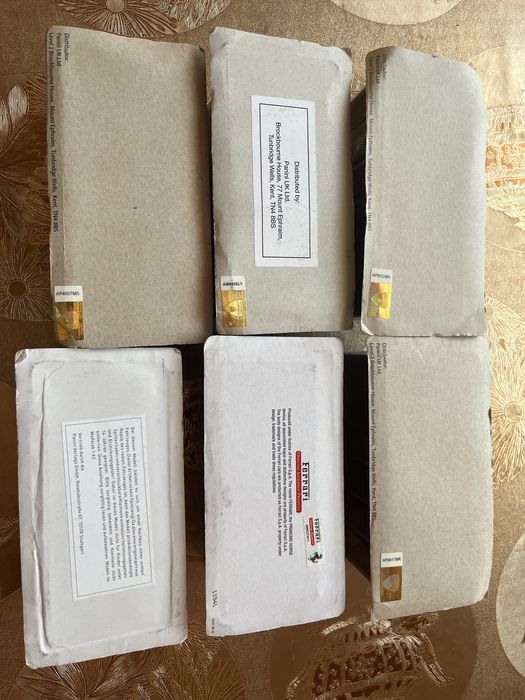 Vand masini de colectie (noi)