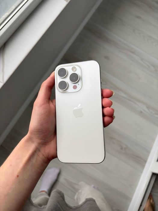 Iphone 15 pro 128 gb 85%
