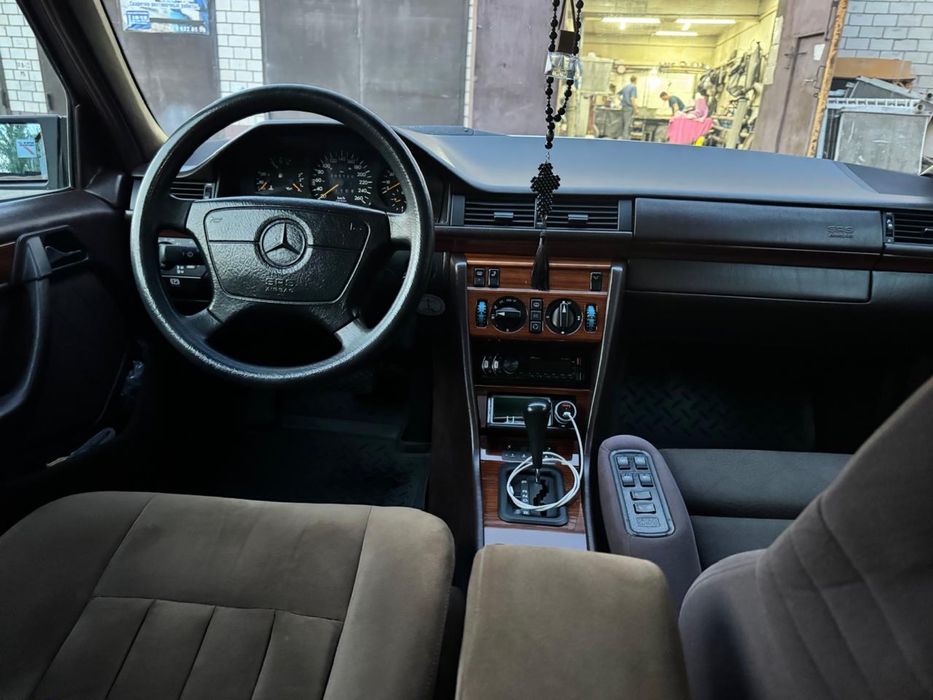 Продам машину срочно