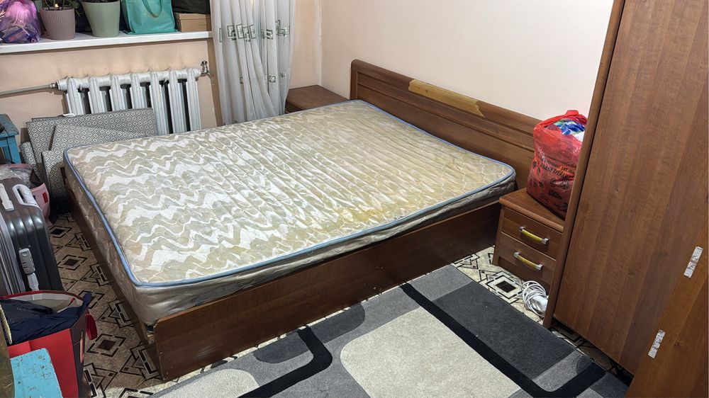 Мебель отдам даром