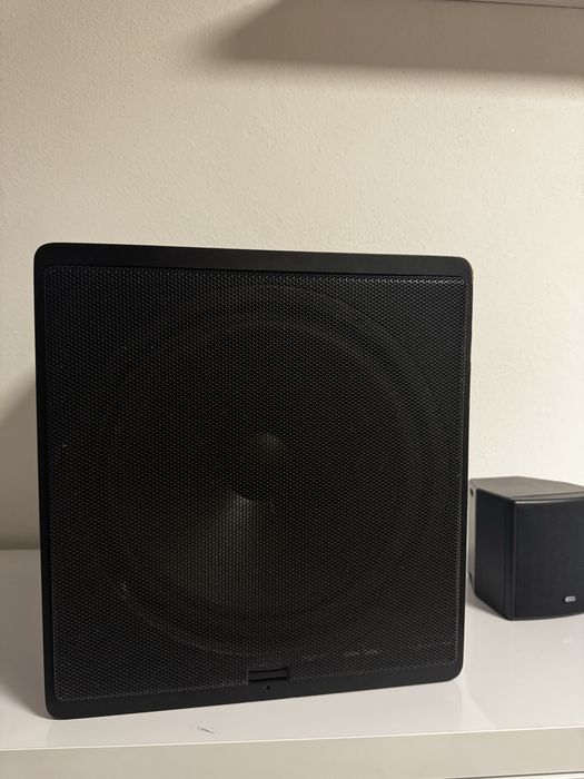 Subwoofer activ Canton AS5 si Canton Plus C.