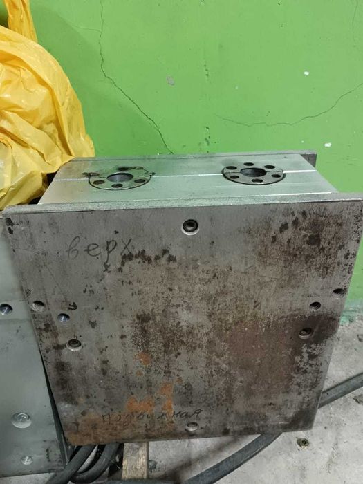 Пресс формы для ПЭТ тар